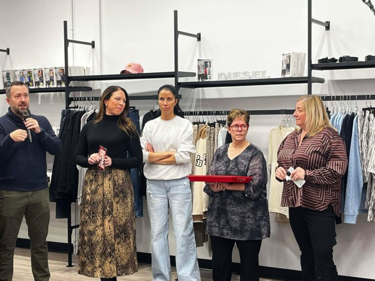 591290069_879746007918530_4168743270684783169_n