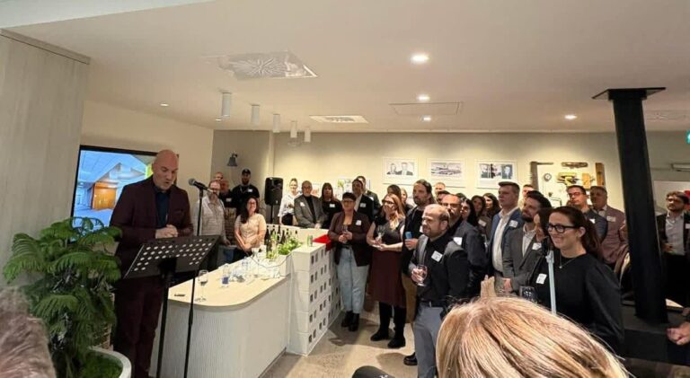 9a583bb3-5d4d-4e7d-99e8-324daabffc01